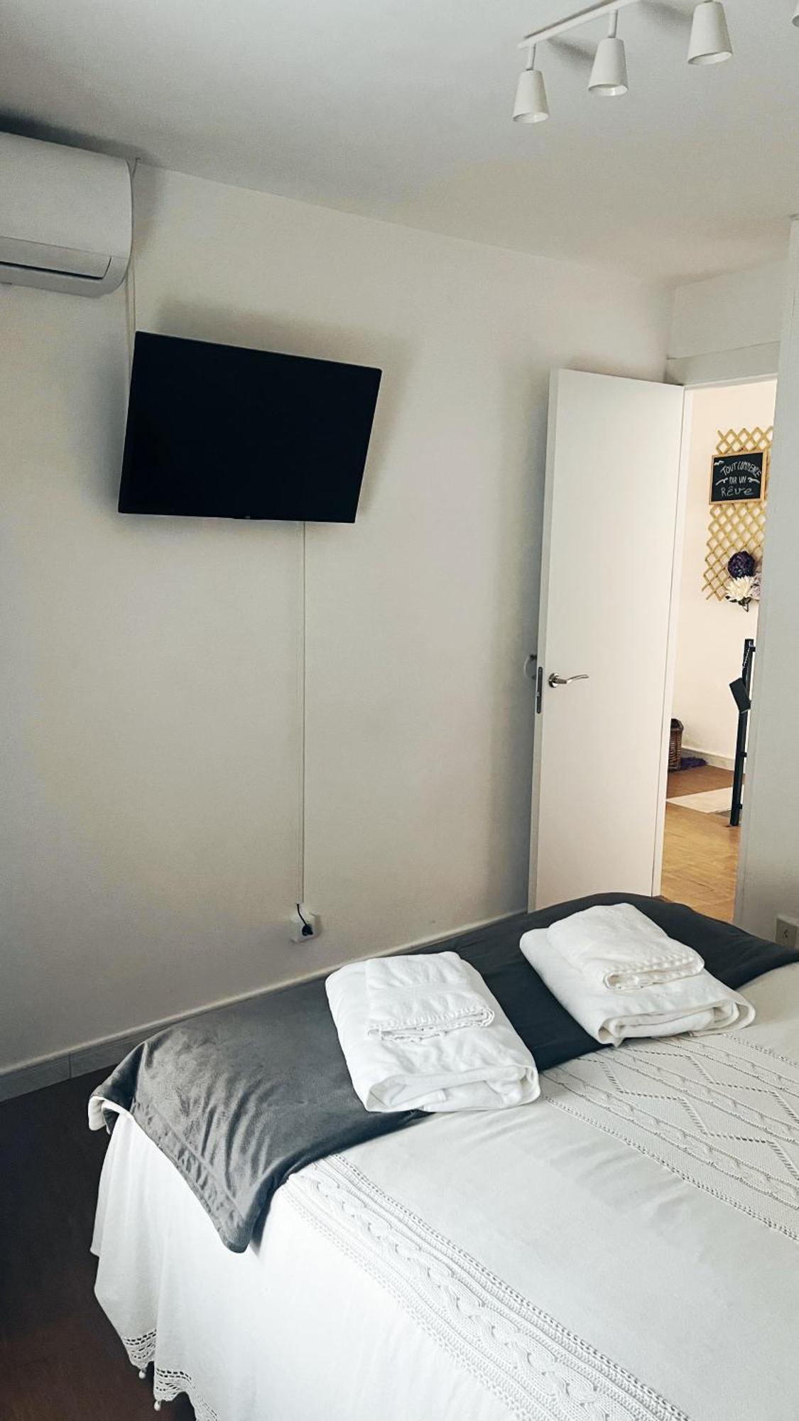 Casa Mencia Villa Camponaraya ภายนอก รูปภาพ